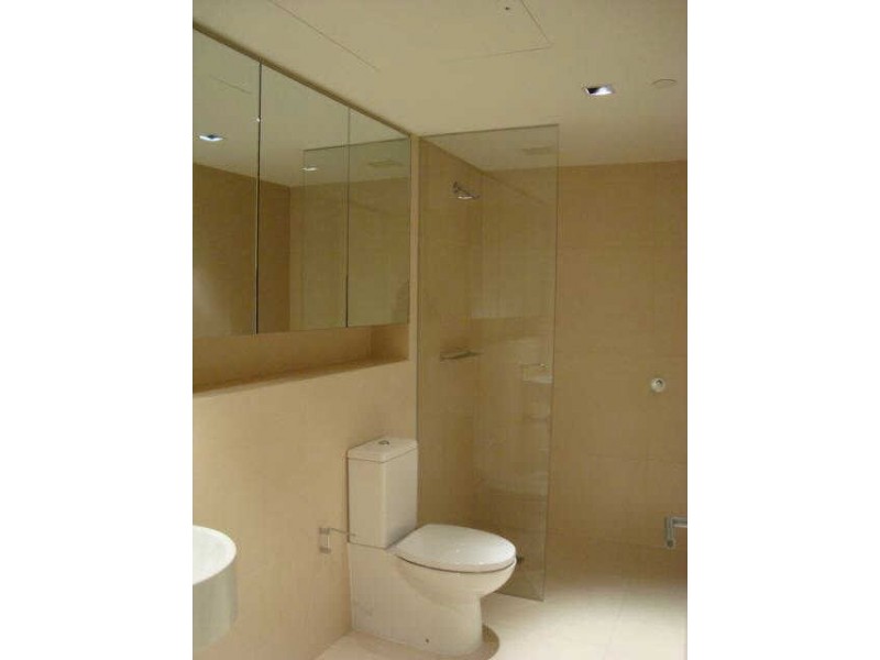 103/279  Wellington Parade South, East Melbourne VIC 3002