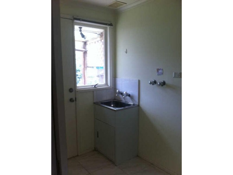 2 Friendship Square, Cheltenham VIC 3192