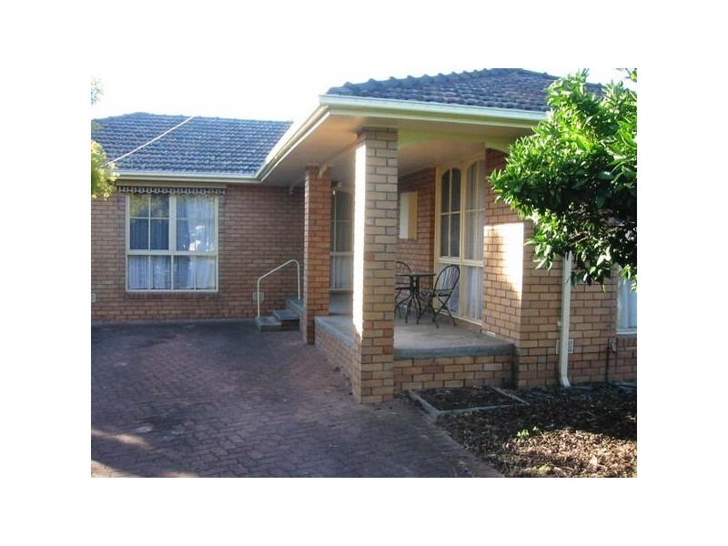 2 Friendship Square, Cheltenham VIC 3192