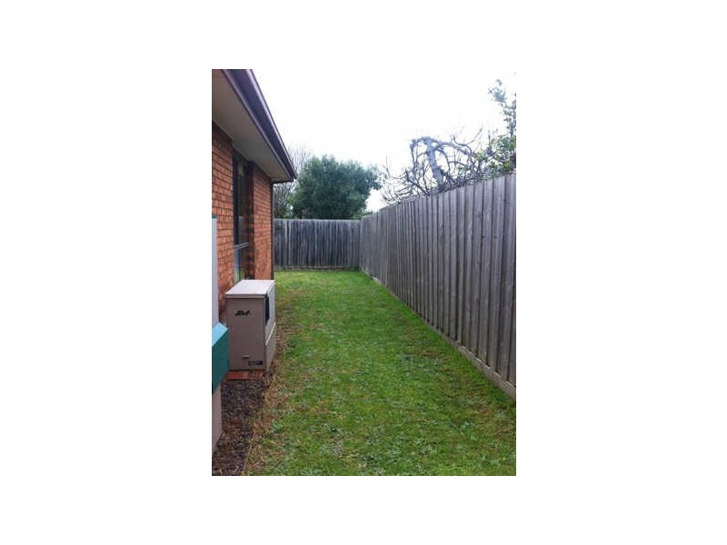 2/27  Kennedy Street, Bentleigh East VIC 3165