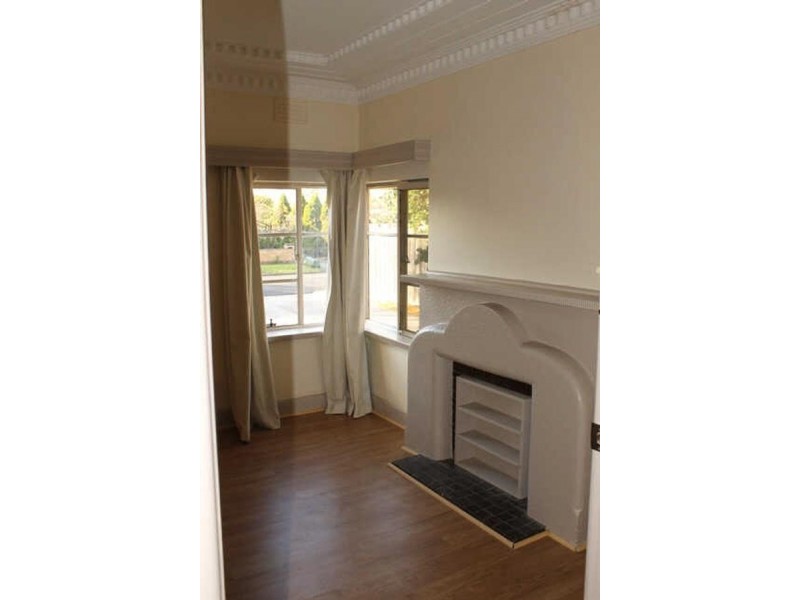 10 Patterson Road, Bentleigh VIC 3204