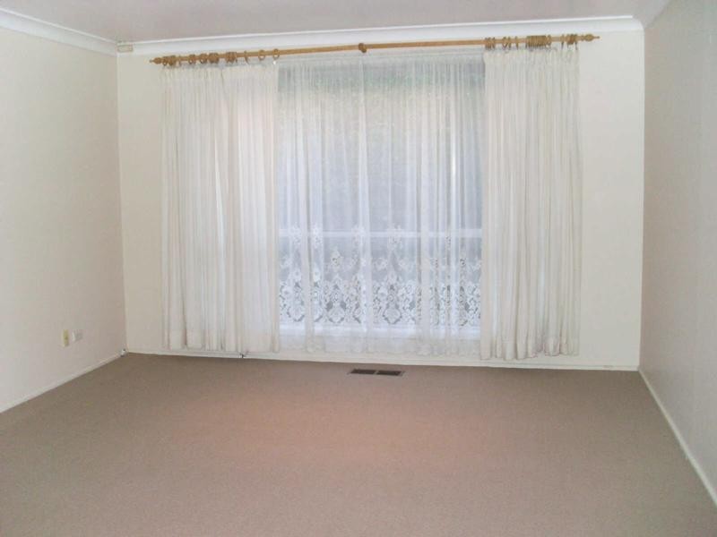 16  Peters Drive, Cheltenham VIC 3192