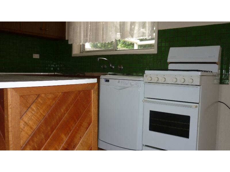 16  Peters Drive, Cheltenham VIC 3192