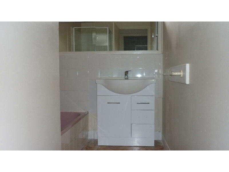 16  Peters Drive, Cheltenham VIC 3192