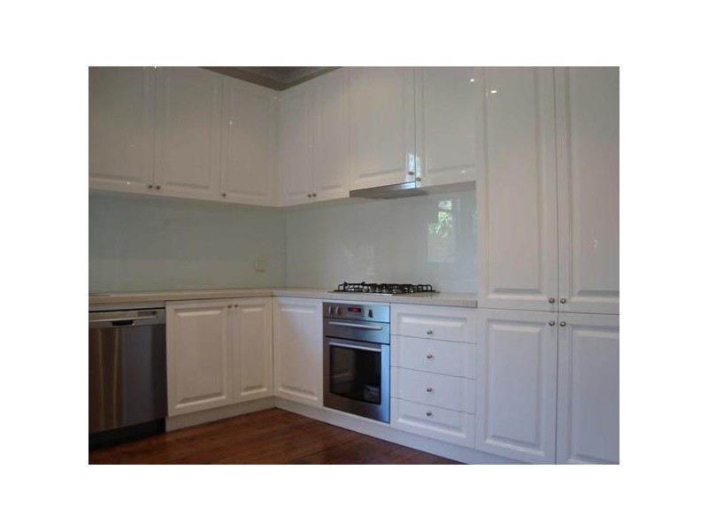 136 South Road, Brighton VIC 3186