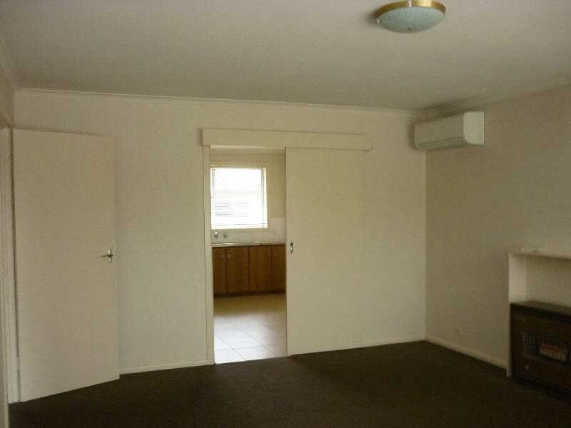 2/256  Warrigal Road, Cheltenham VIC 3192