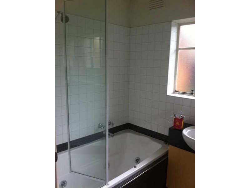 9 Stanley Avenue, Cheltenham VIC 3192