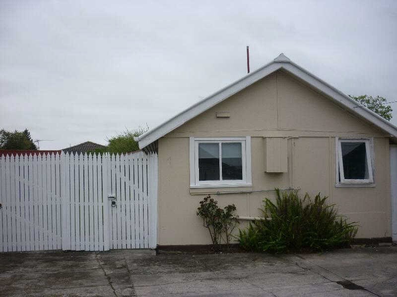 214B  Warrigal Road, Cheltenham VIC 3192