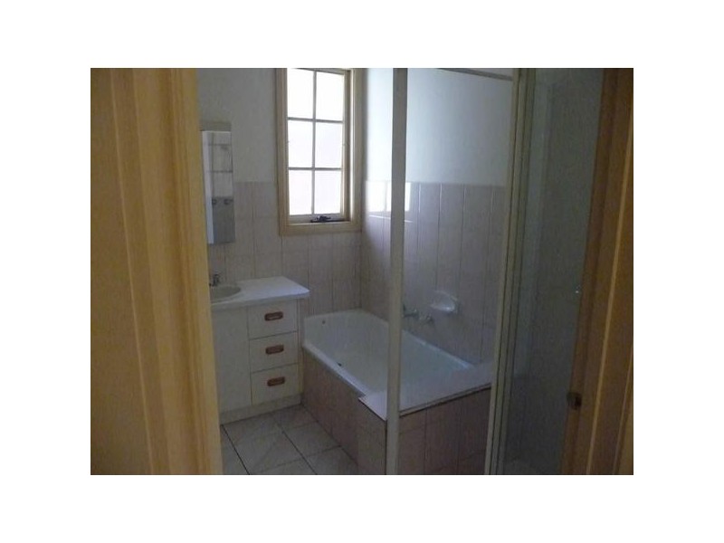 2/9 Blair Street, Bentleigh VIC 3204