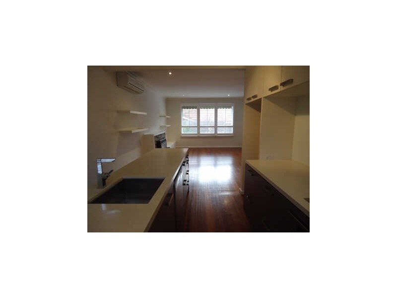 2/88  Roslyn Street, Brighton VIC 3186