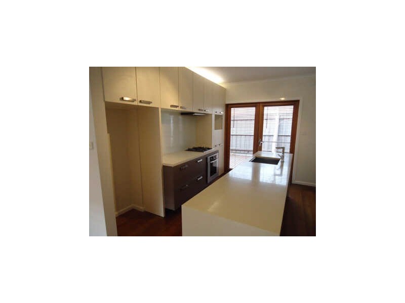 2/88  Roslyn Street, Brighton VIC 3186