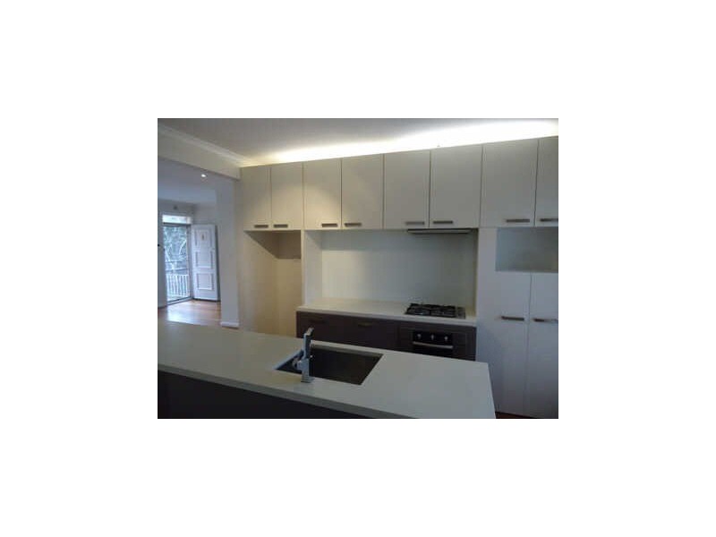 2/88  Roslyn Street, Brighton VIC 3186