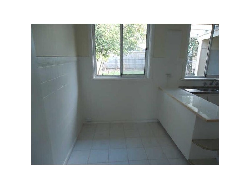 1/145  Park Road, Cheltenham VIC 3192