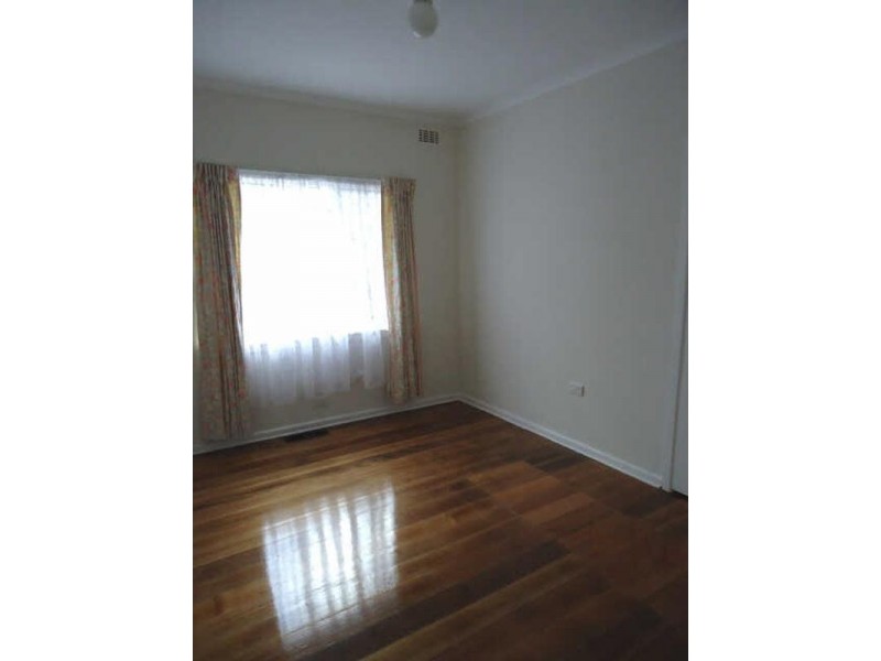 1/145  Park Road, Cheltenham VIC 3192