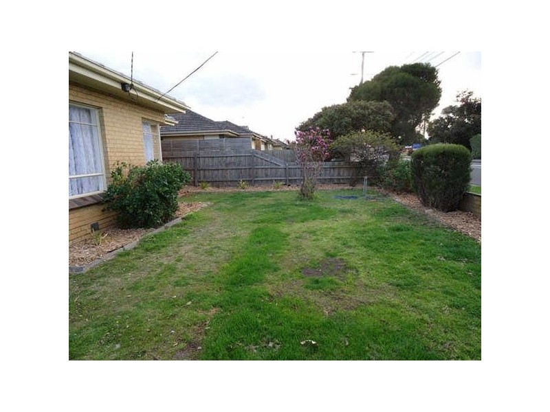 1/145  Park Road, Cheltenham VIC 3192