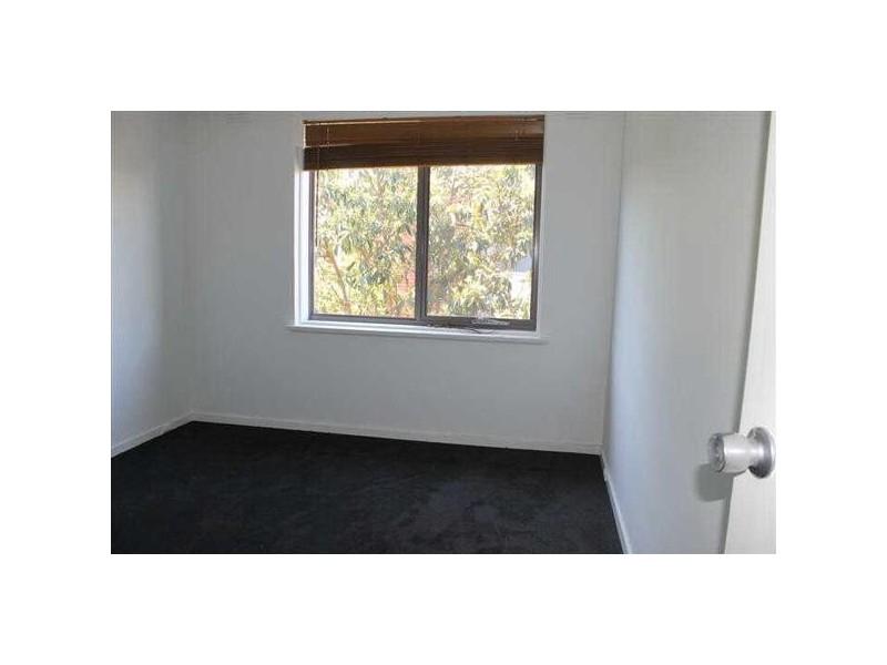 11/7 Dickens Street, Elwood VIC 3184