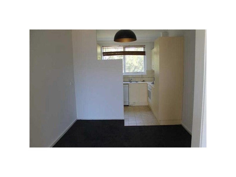 11/7 Dickens Street, Elwood VIC 3184