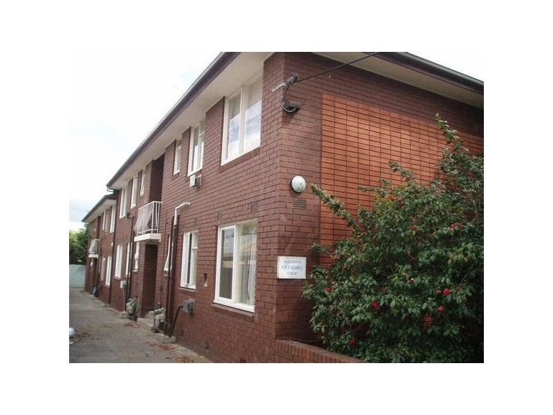 2/37  GILBERT GROVE, Bentleigh VIC 3204