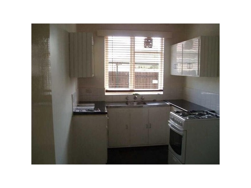 2/37  GILBERT GROVE, Bentleigh VIC 3204