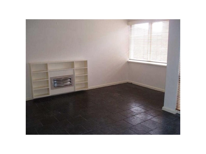 2/37  GILBERT GROVE, Bentleigh VIC 3204