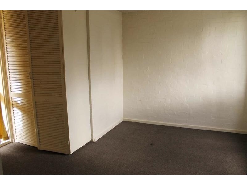 208/44  Barkly Street, St Kilda VIC 3182