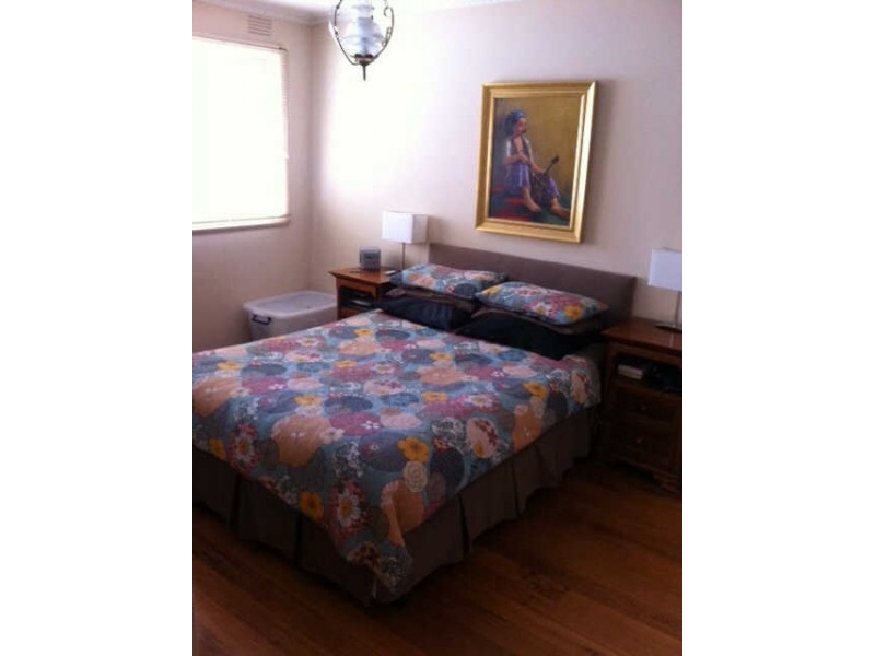 19B  Clive Street, Brighton East VIC 3187