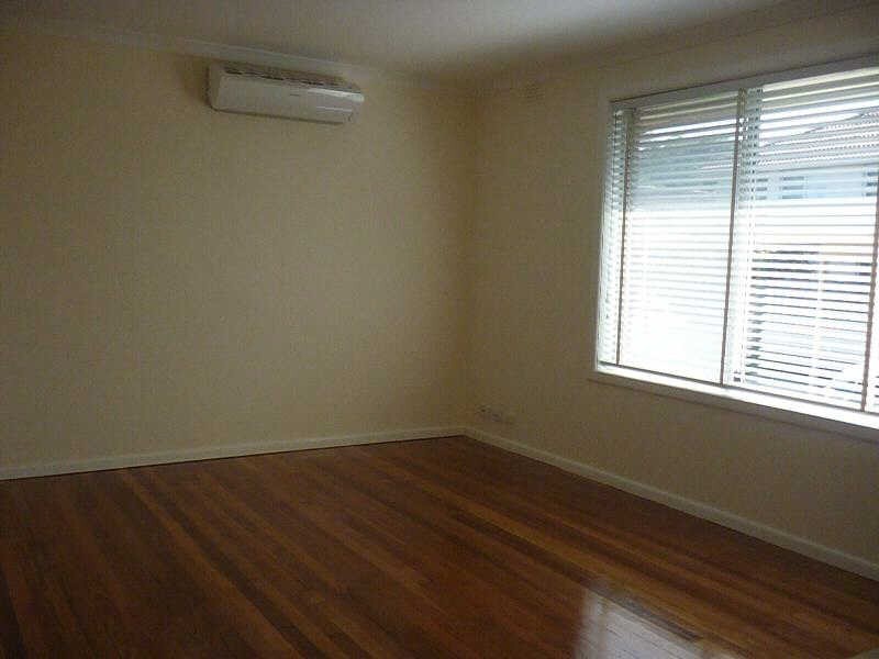 3/50  Lower Dandenong Road, Mentone VIC 3194