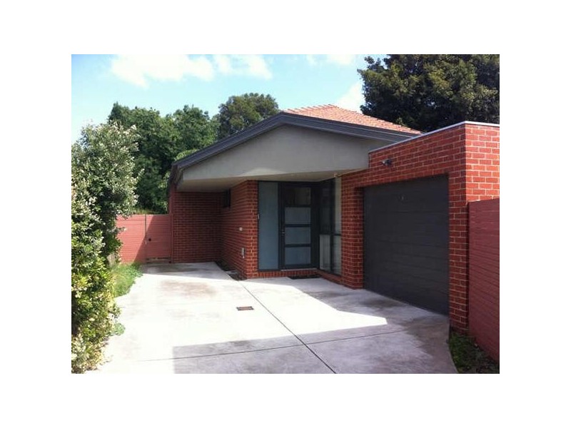 13A Lucas Street, Caulfield South VIC 3162