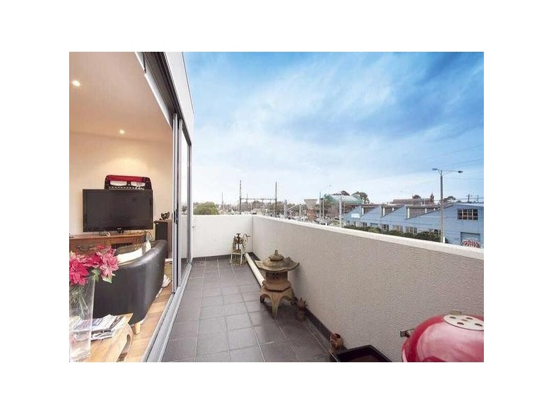 16/541  Main Street, Mordialloc VIC 3195