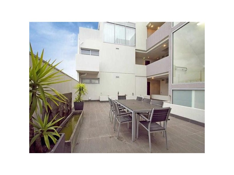 16/541  Main Street, Mordialloc VIC 3195