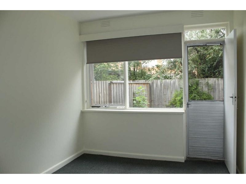 2/80  Robert Street, Bentleigh VIC 3204