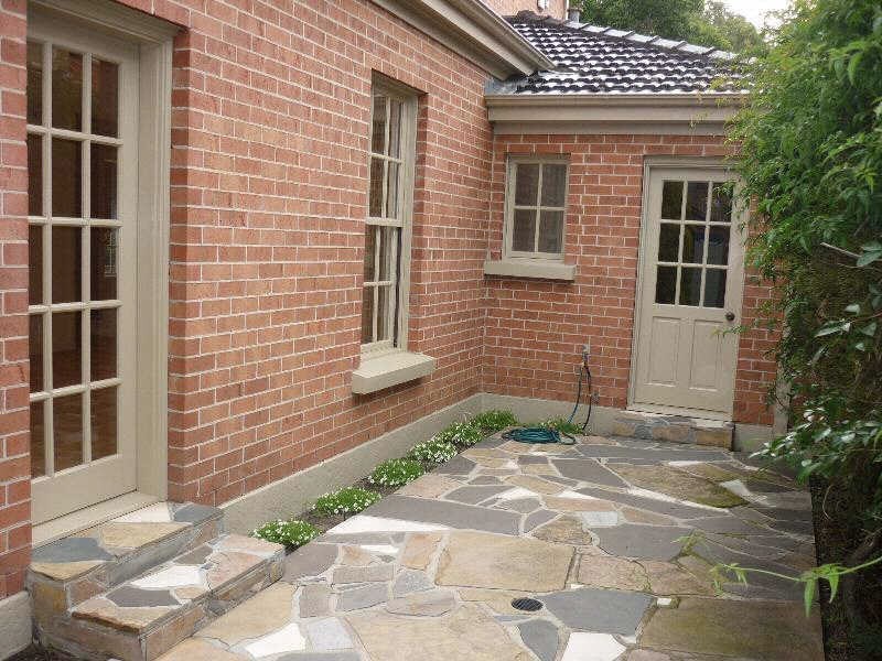 2  Laburnum Street, Brighton VIC 3186