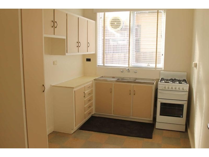 1/2  Fairview Avenue, Cheltenham VIC 3192