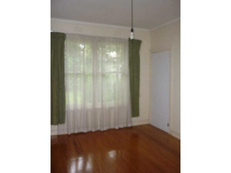 7  Summit Avenue, Hampton East VIC 3188