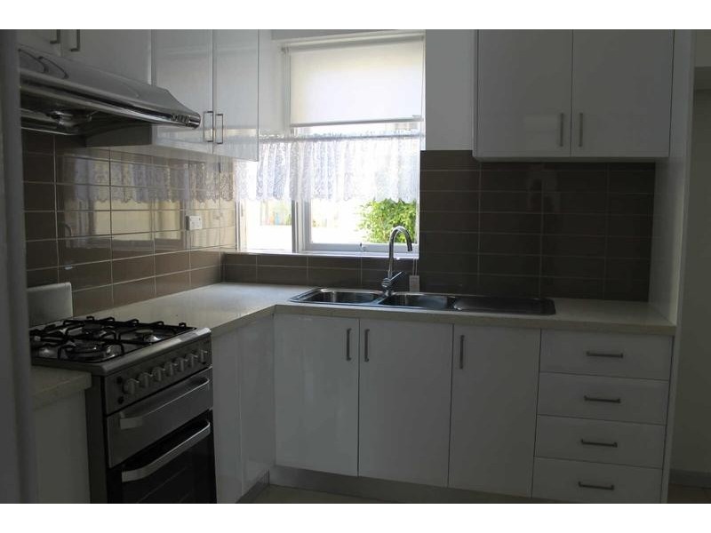 2/12  Brentwood Street, Bentleigh VIC 3204