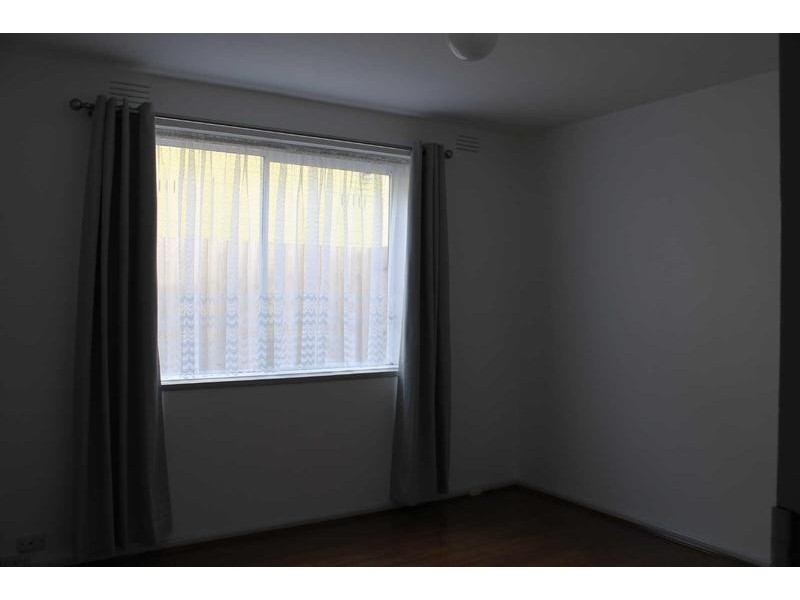 2/12  Brentwood Street, Bentleigh VIC 3204