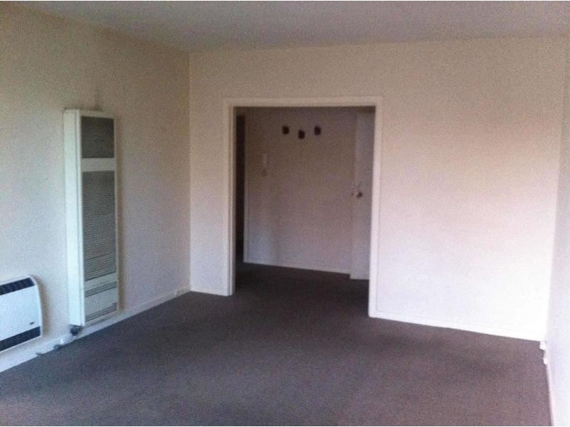 1/131  Brighton Road, Elwood VIC 3184