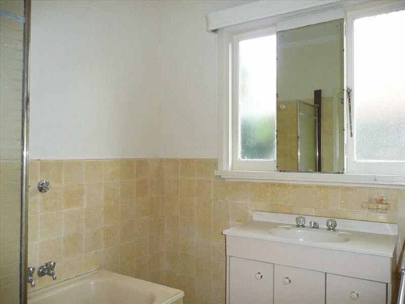 19  Oswald Thomas Avenue, Hampton East VIC 3188