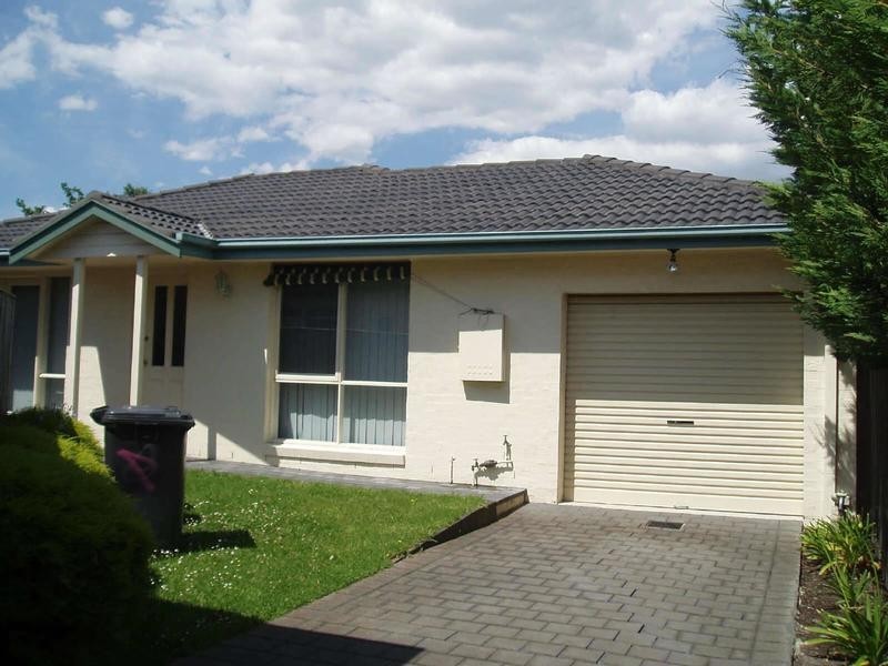 2/12  Gilmour Road, Bentleigh VIC 3204