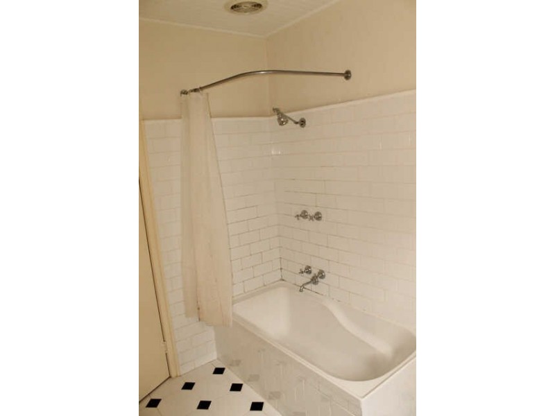 1/15  Clinton Street, Brighton East VIC 3187