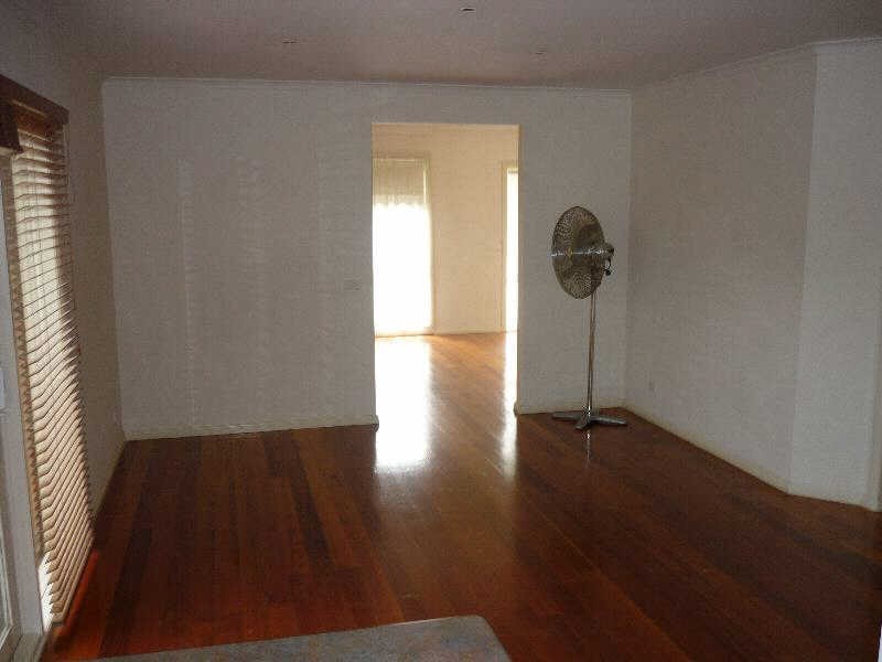 2  Benina Street, Bentleigh East VIC 3165