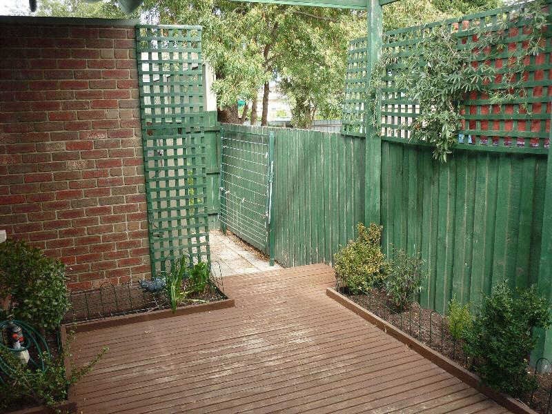 2  Benina Street, Bentleigh East VIC 3165