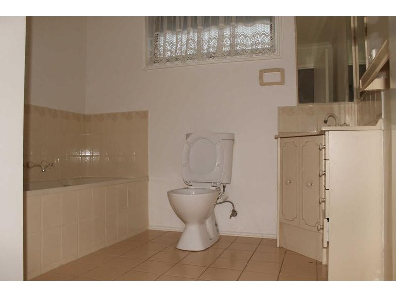 1/67  BROOKS STREET, Bentleigh East VIC 3165