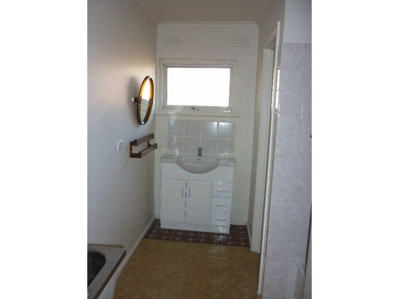 2/19  Sunray Avenue, Cheltenham VIC 3192