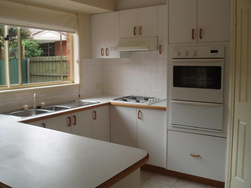 2/581  South Road, Bentleigh East VIC 3165