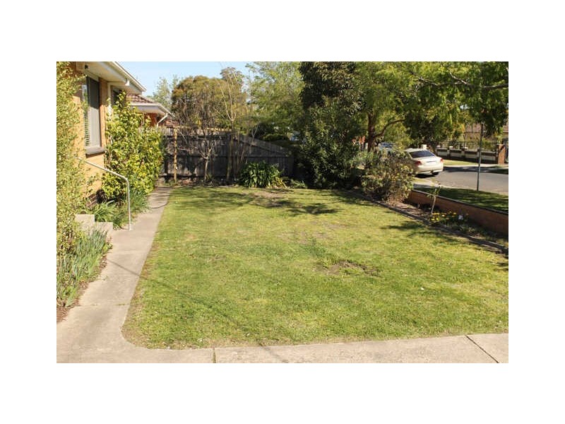 1/12  Lillimur Road, Ormond VIC 3204