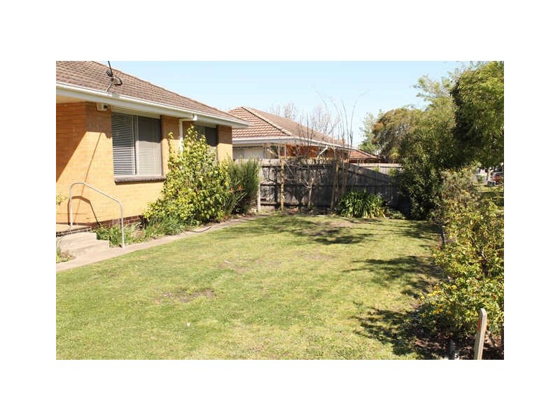 1/12  Lillimur Road, Ormond VIC 3204