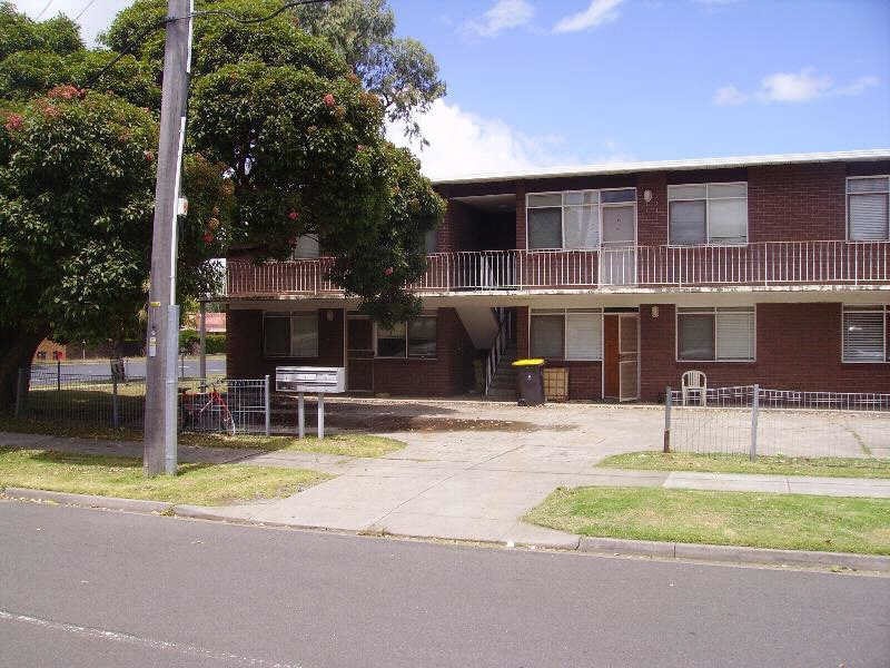 2/635  Blackburn Road, Clayton VIC 3168