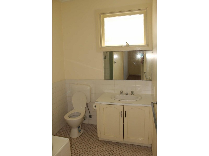 1/2-4  Keefer Street, Mordialloc VIC 3195