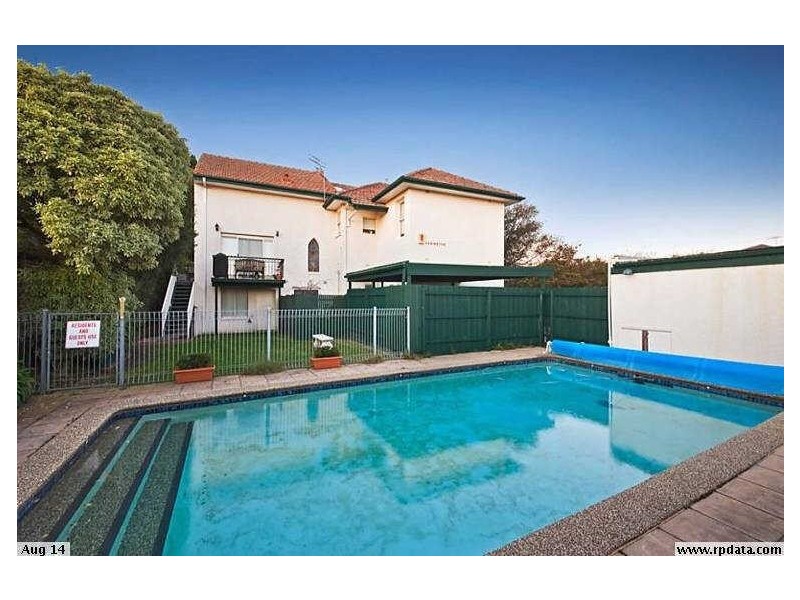 4/16  Black Street, Brighton VIC 3186